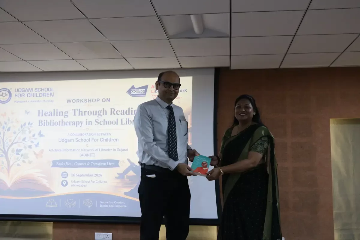 A Workshop on Healing Through Reading: Bibliotherapy in School Libraries