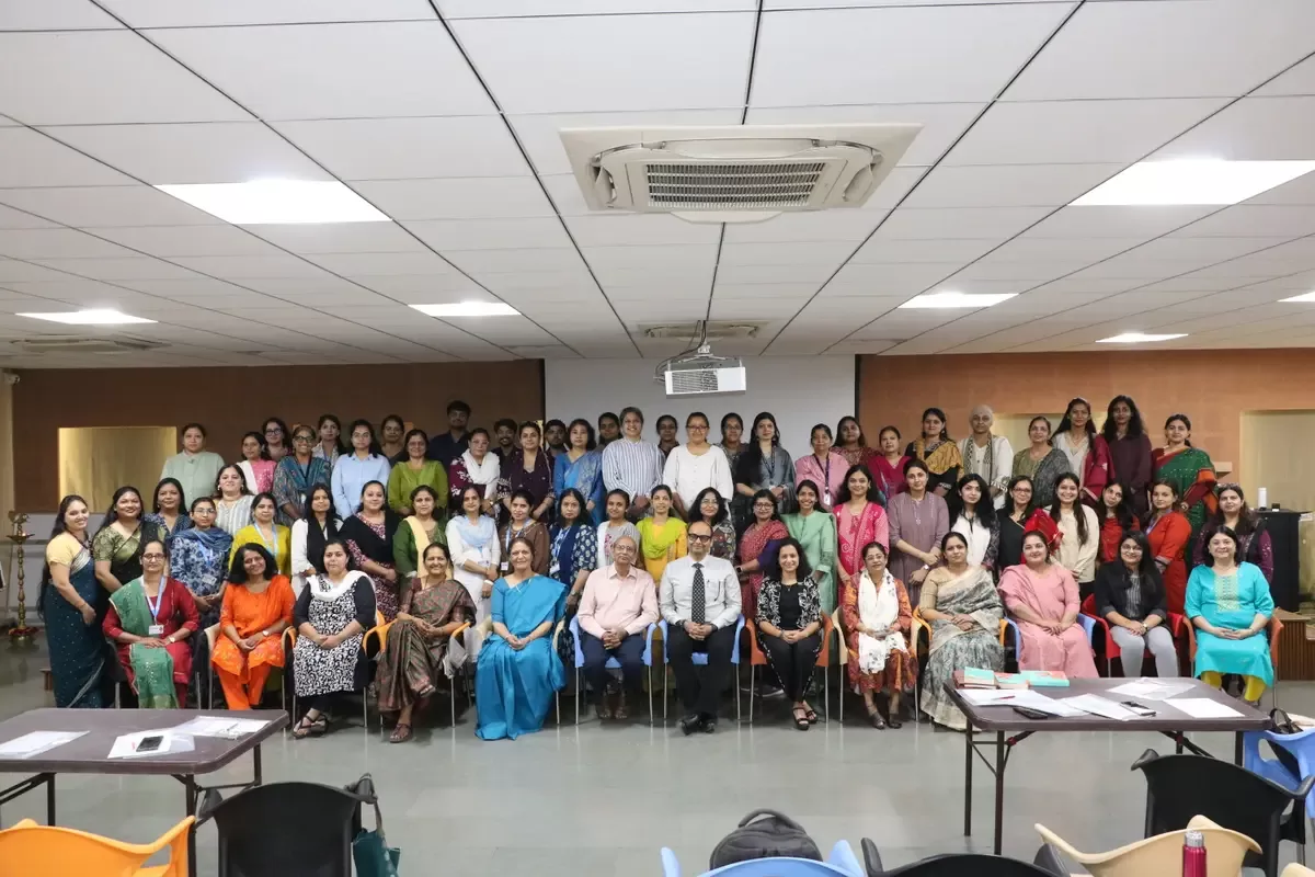 A Workshop on Healing Through Reading: Bibliotherapy in School Libraries