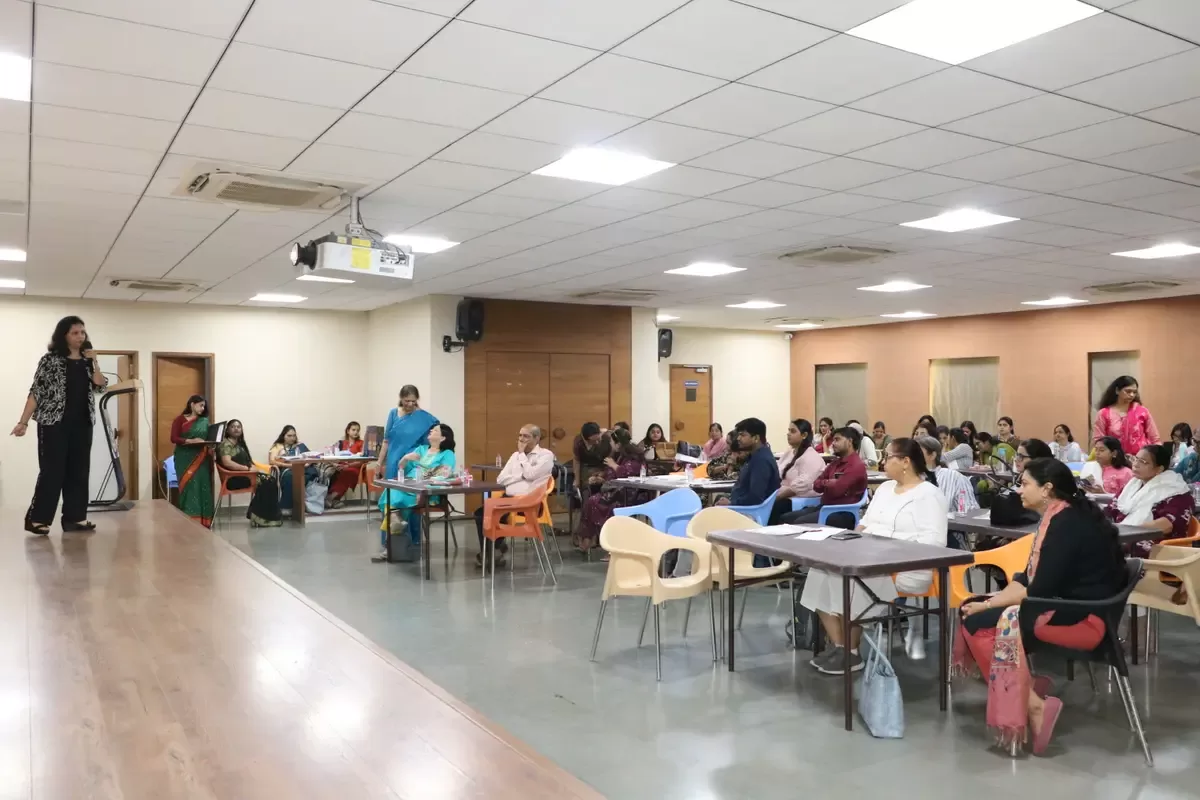 A Workshop on Healing Through Reading: Bibliotherapy in School Libraries